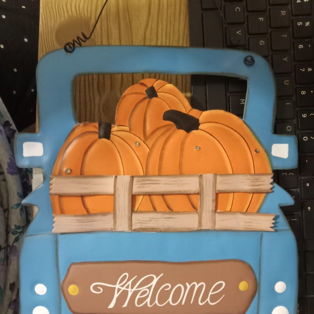 Fox River blue metal truck decor, "Welcome", 8.5 X 10, includes batteries